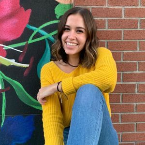 Meet your Posher, Alyssa